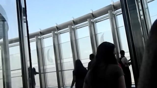 Подъем на башню Бурдж-Халифа. ОАЭ смотреть онлайн