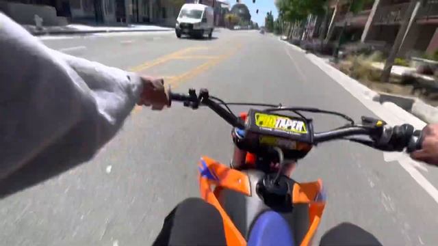 Apollo RXF 212cc Road Ride смотреть онлайн