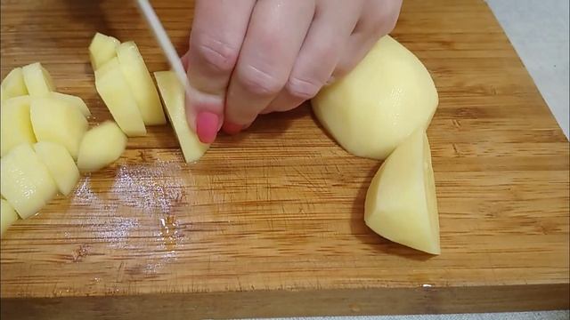 Самый дачный, летний БОРЩ с БОТВОЙ свёклы & The most dacha, summer borsch with beet tops смотреть онлайн