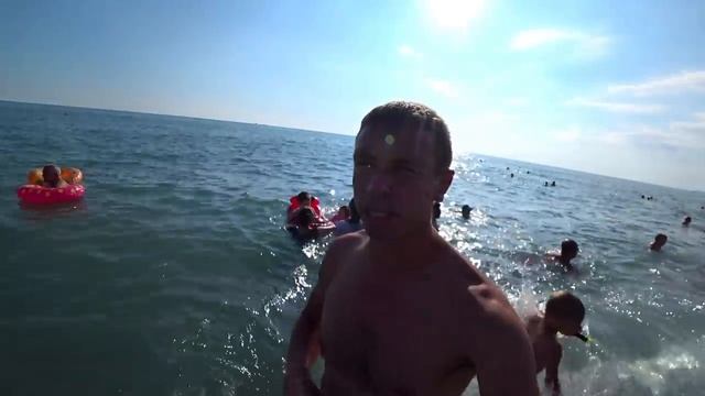 Адлер. Море, пляж, жильё, цены, кафе, столовые. Самый честный обзор. (Папа Может) смотреть онлайн