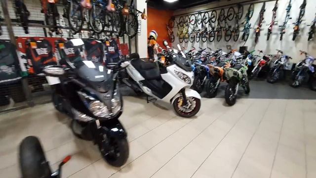 SYM TL 500. Уже в продаже в VELOCITY. смотреть онлайн