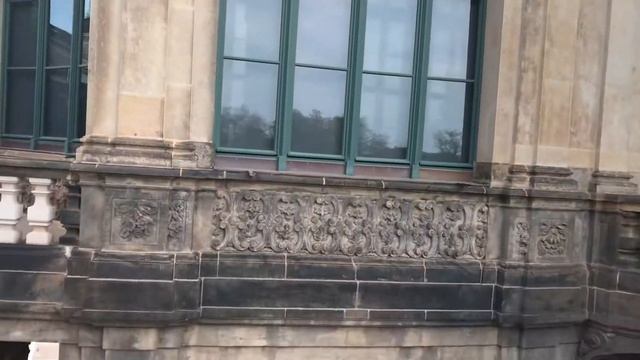 Zwinger April 2020 Dresden смотреть онлайн