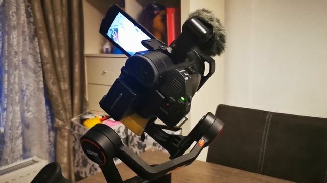 ??Zhiyun weebill s gimbal mit Sony ax700 Camcorder?? смотреть онлайн