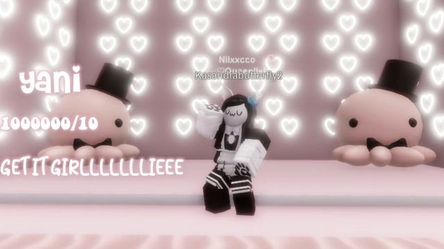 Rating my roblox friends singing "Play Date" | Roblox Tiktok Trend | Niixxcco смотреть онлайн