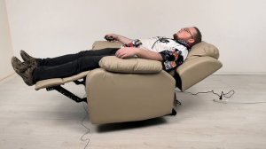 Кресло реклайнер, механика или электро?