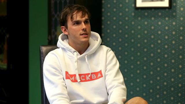 Владислав Титов о сквош клубе Спортивные Линии смотреть онлайн