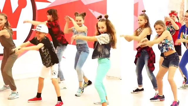 Super Kids/Quest Pistols Show - Непохожие смотреть онлайн