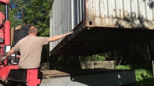 Склад из морского контейнера на дачу в место сарая