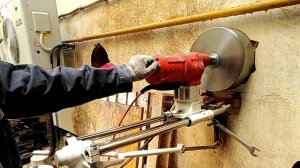 Сверление в кирпичной стене диаметром 350мм.