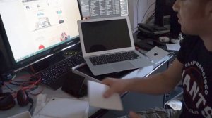 MacBook Air 13» 2013 Unboxing e First boot i7, 8 Gb ram, 256 SSD