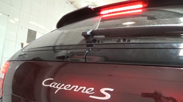 Подключение штатной камеры заднего вида на Porsche Cayenne смотреть онлайн