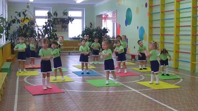 дети на уроке физкультуры))самые спортивные!!! смотреть онлайн