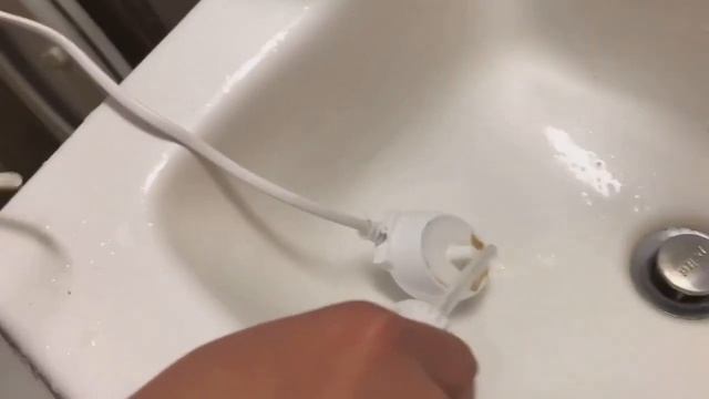 Máy tăm nước Waterpik phụt смотреть онлайн