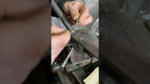 Самая лучшая приспособа для изготовления крючков!