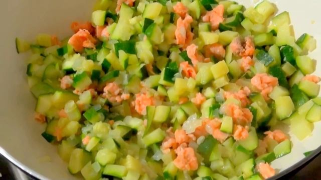 Паста с Лососем и Цуккини в Сливочном Соусе. Pasta Al Salmone Con Zucchine E Panna