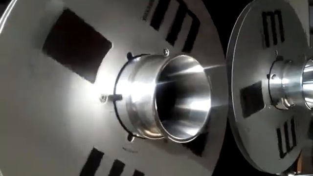 ЭЛЕКТРОНИКА-004 смотреть онлайн