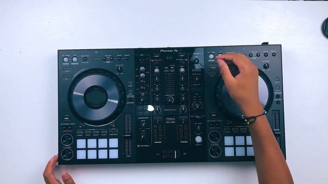 Pioneer DDJ-800 Unboxing - Review - Controlador DJ Pioneer | Egitana.pt смотреть онлайн
