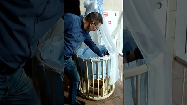 Овальная кроватка Феалта baby Луна 5в1 на выставке смотреть онлайн