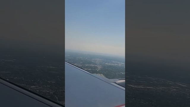 New york landing.La Guardia airport смотреть онлайн