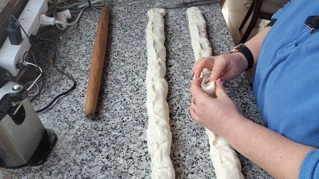 слойки с мясом из слоеного теста-быстро и вкусно смотреть онлайн