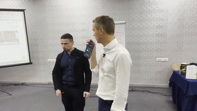 Продажа квартиры неразговорчивому клиенту. Правило «ВДВ» в продажах. (360p)