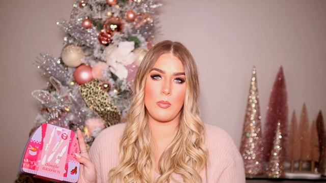 ? BEST HOLIDAY GIFT SETS ? FT. DOSSIER & E.L.F. COSMETICS смотреть онлайн