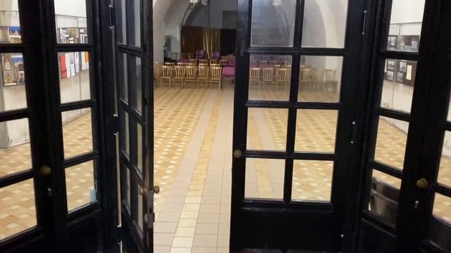 Монастырь Босых Кармелитов I Книга в которой записывают чудеса и комиссия по их правдивости смотреть онлайн