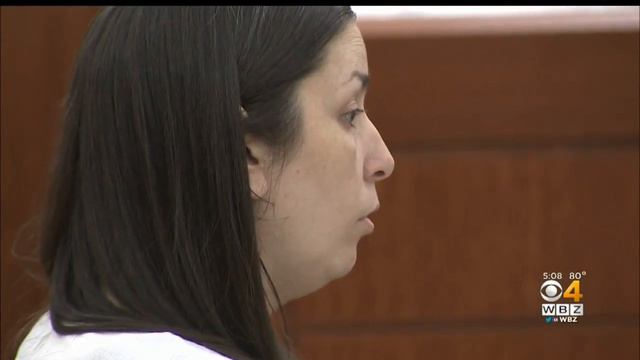 Witnesses: Erika Murray Kept Children In 'Uninhabitable' Home, Called Toddler 'It' смотреть онлайн
