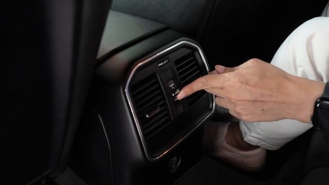 Porsche Macan 2016 สีดำ เบาะดำ วิ่งน้อย 4x,xxx km เครดิตดีจัดไฟแนนซ์ได้เต็ม смотреть онлайн