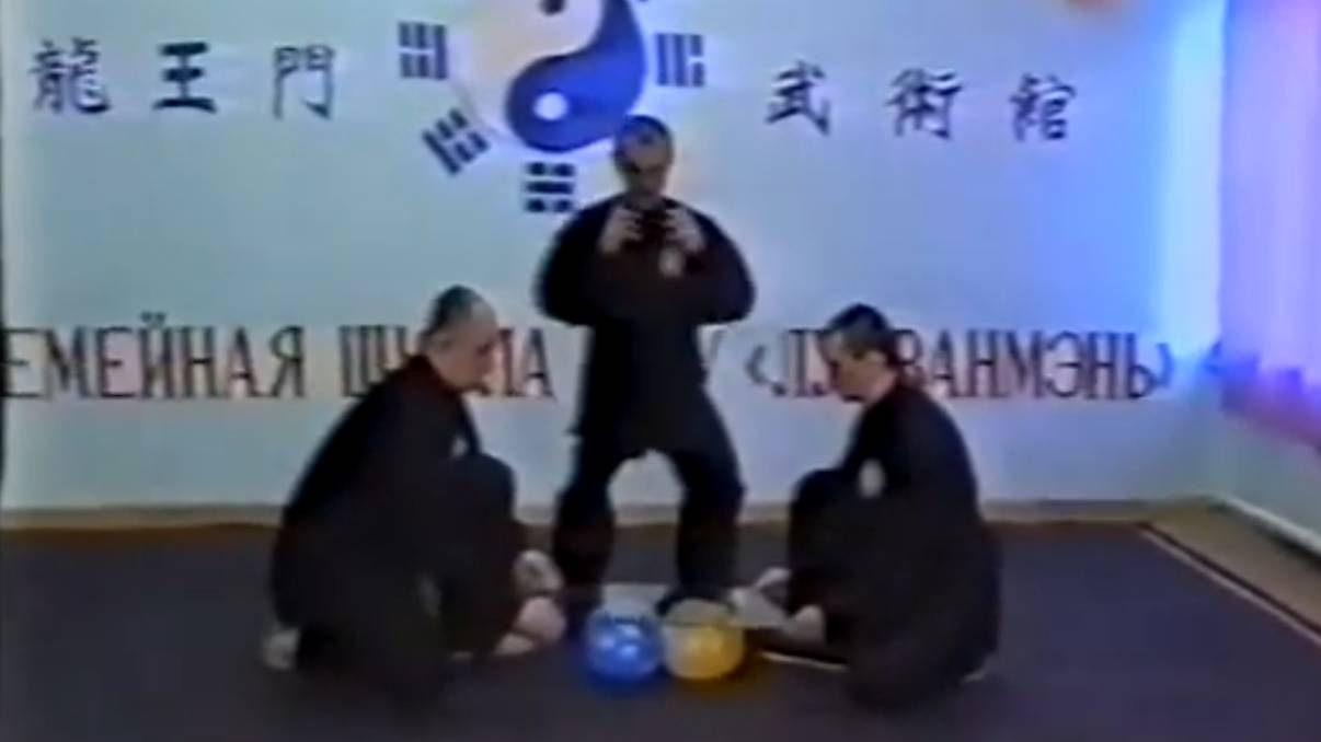 Лёгкий цигун - Цин Цигун семьи Лунванмэнь смотреть онлайн