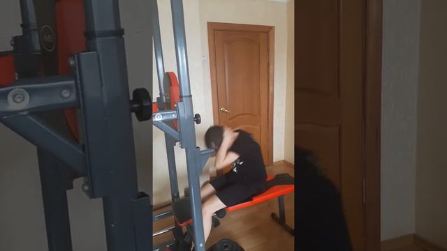 Не можем без тренировки!!!! Так проходит самоизоляция дома смотреть онлайн