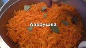 Плов со свининой в казане на плите