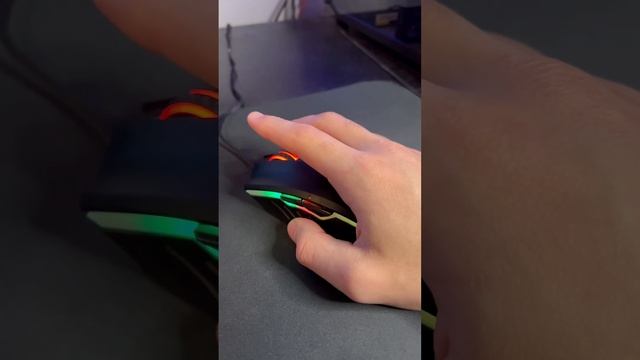 How I click so fast (20 CPS)… #minecraft смотреть онлайн