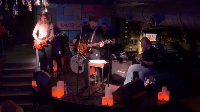 Серый Голубь (сл. и муз. П.Мамонов) – Дмитрий Варёнкин и группа «Отцы» – 01.05.22 – Imagine Cafe. смотреть онлайн