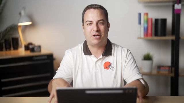 iPad User Tries Samsung Galaxy Tab S9 Ultra! (iPad Killer??) смотреть онлайн