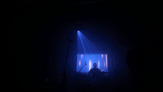 Chrysta Bell - We dissolve Tour смотреть онлайн