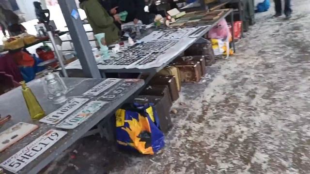 "Блошиный рынок" у метро Удельная, Питер, 22.01.2022 г. #барахолка #ретро смотреть онлайн