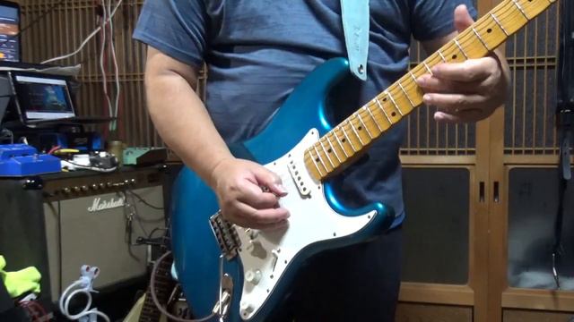 Fender Japan ST57-96/ Guyatone HDｍ5+Frying TeaPot 59PriAmp смотреть онлайн