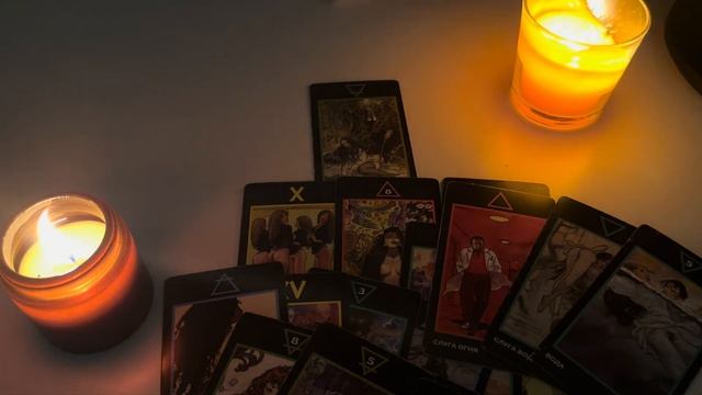 ТАРО РАСКЛАД НА 4 КОРОЛЕЙ❗️МЫСЛИ?ЧУВСТВА?ДЕЙСТВИЯ??♀️ смотреть онлайн