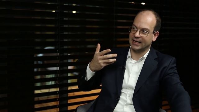 The Forex Market: Who Trades Currency And Why? How can I Compete with the Big Banks? смотреть онлайн
