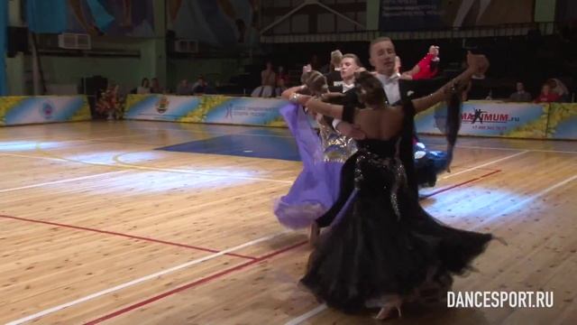 Наумкин Глеб - Дружинина Варвара, F Viennese Waltz смотреть онлайн