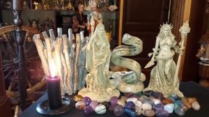 НАША ГОСТИНАЯ ВЕДЬМИНОЙ ИЗБЫ. ВЕДЬМИНА ИЗБА ▶️ ИНГА ХОСРОЕВА.