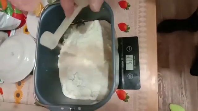 Готовим хлеб в хлебопечке. смотреть онлайн