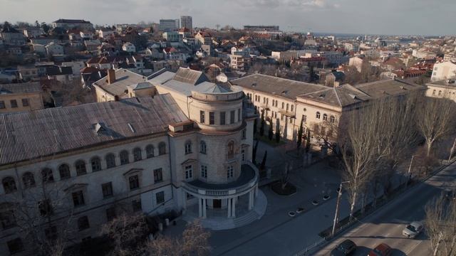 Здание Гоголя.