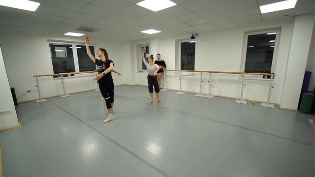REPERTOIRE / VARIATION | Le Corsaire / Gulnare variation #part2 Pas d’ esclave #ballet #variations смотреть онлайн