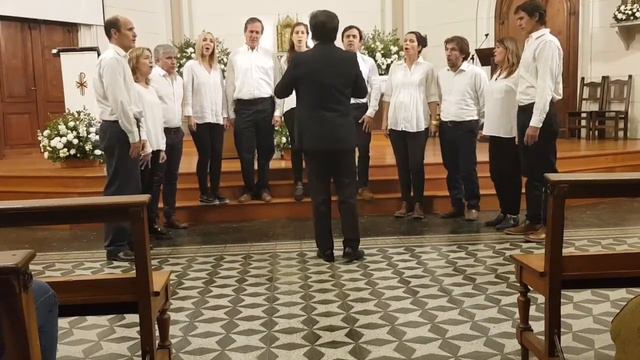 Coro de la Ribera - Smile (C.Chaplin - arr. Ben Bram) смотреть онлайн