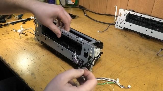 HP M477fdw — замена дуплексной печи на обычную, сравнение узлов термозакрепления смотреть онлайн