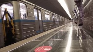 Moscow metro|Метро 2021|Метро|Прибытие и отправление поезда станция Верхние Лихоборы