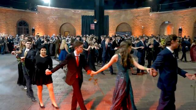 Studniówka 2022 Polonez (taniec).