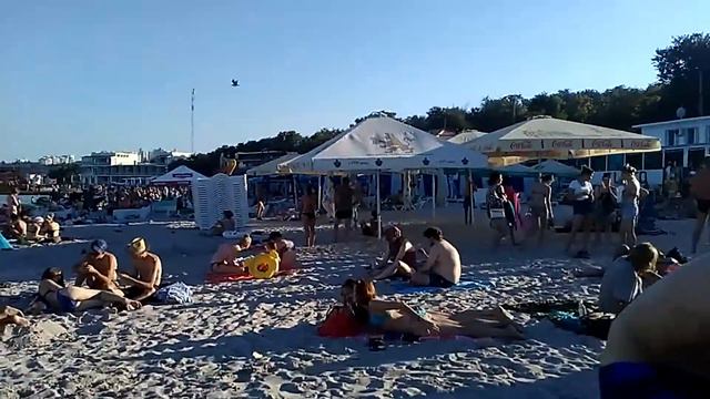 Одесса, июль 2017, пляж "ЛАНЖЕРОН" смотреть онлайн